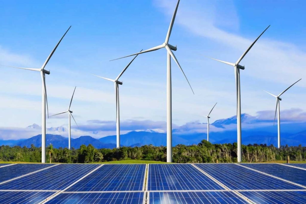 Türkiye Yenilenebilir Enerji Yatırımlarıyla Dikkat Çekiyor